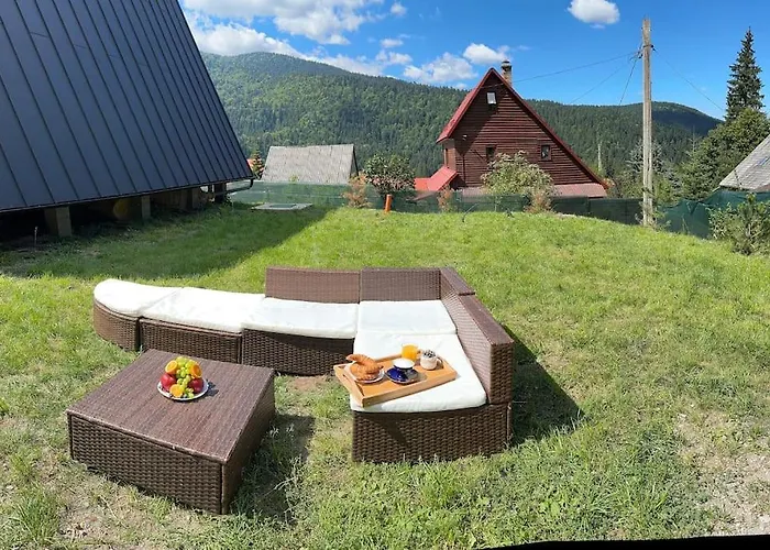 Macko\'S Cabin